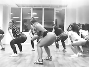 Swag Russian Panda twerk lesson with girls