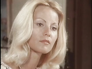 Две невероятно горячие калифорнийские красавицы сняли его и делят жесткий счастливый член