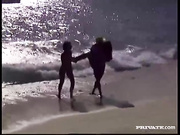 Анальный секс втроем Тропический с Джиной и Zana Sun