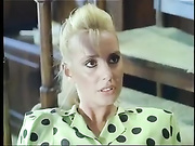 ayntritli Tarik Tarcan ve Perihan Savas Sevime Sahnesi