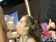 Hunky stripper gets blown by party babes