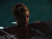 Голая Келли Гарнер  Naked Kelli Garner