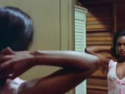 Зеуди Арая Кристальди голая часть 2