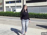 Марта Ла Крофт любит поротся на публике и это у нее неплохо получается