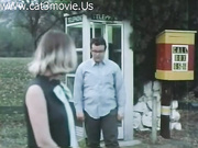 Sandra the makibg og a woman