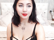 Наблюдай в привате за этой довольно горячей малышкой с огромными дойками