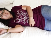 Фрилансер шлюха мать в Батаме трахается с белым парнем