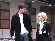 Зрелая женщина начальница привела к себе офис молодого кабеля что бы удовлетворить свои развратные фантазии