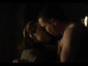 Maisie Williams nude - Game of Thrones Spoiler - Possible Nudity