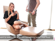 Ты совсем не обращаешь на меня внимания