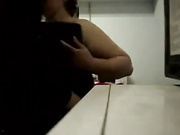 Мама умоляет родного сына не снимать видео