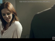 Грудастую соску Matiland Ward ебут большим черным членом на Рождество