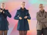 Красивая блондинка Виктория Редд сосет и трахается с лысым незнакомцем