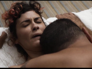 Susan Sarandon с двумя мужиками в постеле