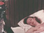 Алмазы шаха_девушка сверкает сиськами в постеле