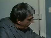 Сначала мягкий, потом жесткий! (1978)