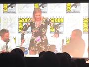 Katee Sackhoff - Обнаженная попа