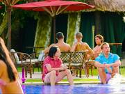 Charlotte McKinney в красном купальнике