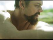 Rosamund Pike голая с любовником у речке