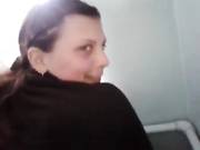 трахнул сельскую продавщицу на работе