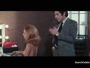 Sybil Danning топлесс в La Dama Rossa Uccide Sette Volte (1972)