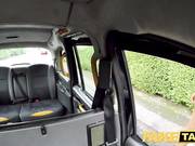 Fake Taxi Big Tits Petite Черная Babe Alyssa Divine Squirts over Dirty Driver