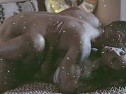 Горячая богатая жена Мисс Алессандра анально пробурена