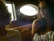 Голая Джиллиан Мюррей в Пациент Зеро