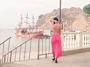 big boobs brunette, Lada is going arounf the city and displaying her cunt for everyone to see