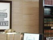 La superestrella Kendra Sunderland tiene su primera experiencia anal en Tushy