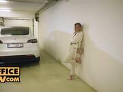 Grito sexual con tu sexy jefa tetona Nina en tacones en un video POV