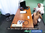 FakeHospital Врач дает секс поддержку пациентки.