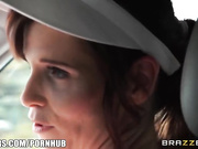 Brazzers - Syren De Mer, Мамочка в микроавтобусе